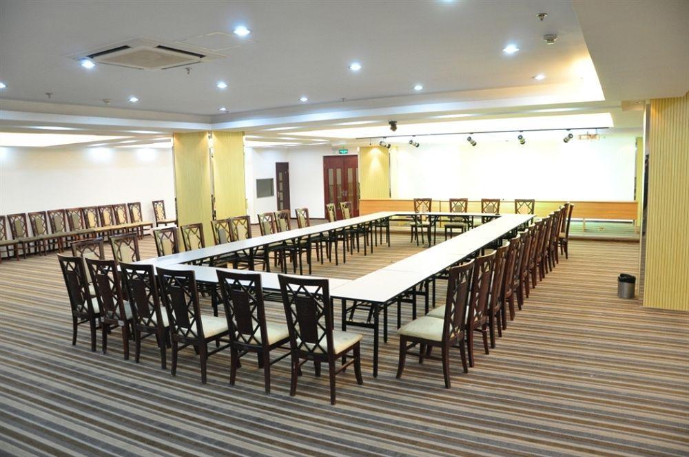 Jinjiang Inn - Shanghai Xinsong Road מראה חיצוני תמונה