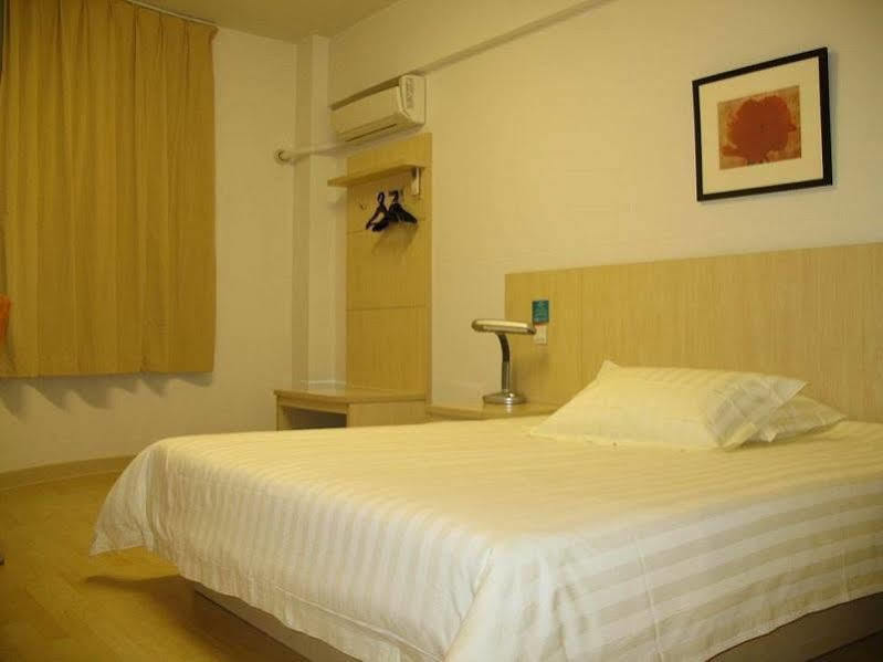 Jinjiang Inn - Shanghai Xinsong Road מראה חיצוני תמונה